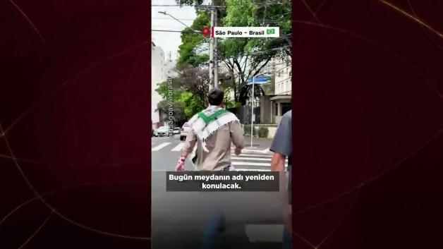 Brezilyalı aktivistten ses getiren eylem: 'İsrail' tabelasını söküp 'Filistin' yaptı!