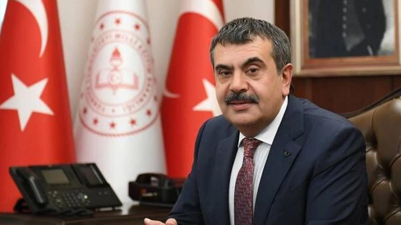 Öğrenciler için yeni sistem başlıyor! MEB bütün okullarda hayata geçirecek