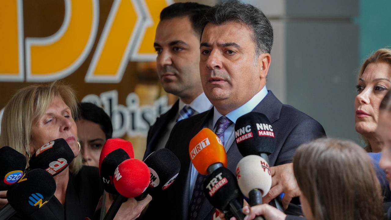Yeni Parti'den kongre açıklaması