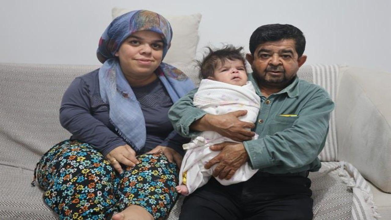 21 yıllık ayrılık depremle bitti: Cüce çiftin büyük aşkı Gülsüm bebekle taçlandı