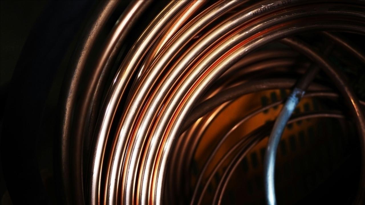 Kırmızı metalde küresel arz krizi alarmı! İki süper güç arasında kapışma kızıştı