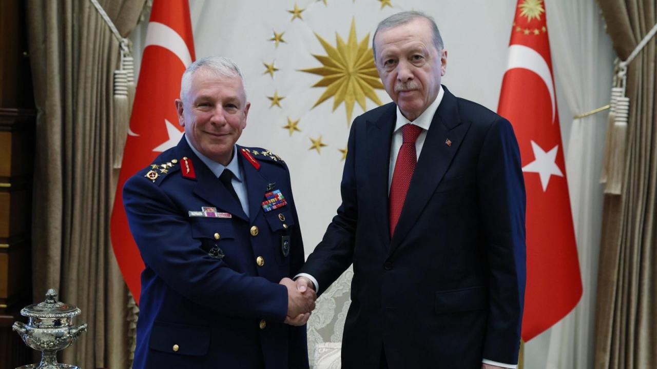 Cumhurbaşkanı Erdoğan, emekliye sevk edilen Orgeneral Kadıoğlu'nu kabul etti
