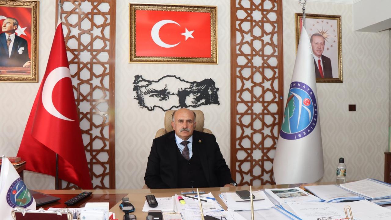 Şenkaya Belediye Başkanı Görbil Özcan CHP'den istifa etti