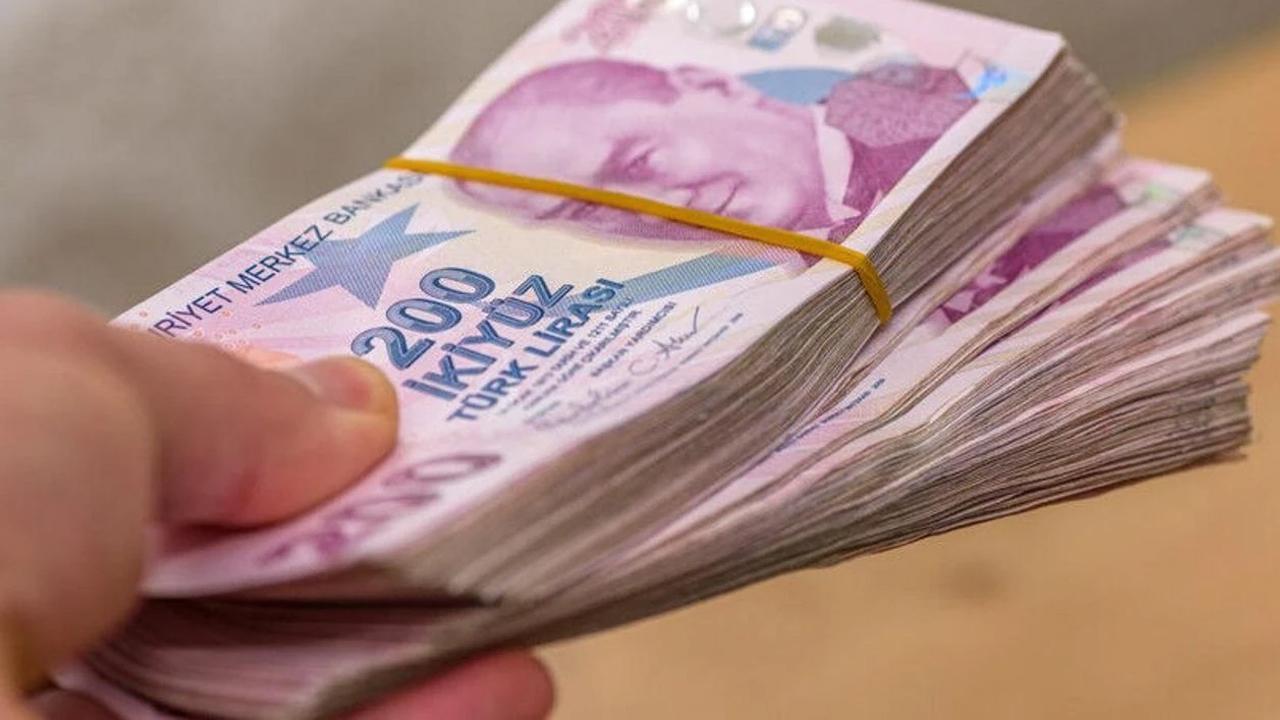 Maaş erken yatacak: Bu şartlarda emeklilik tarihi öne çekiliyor!