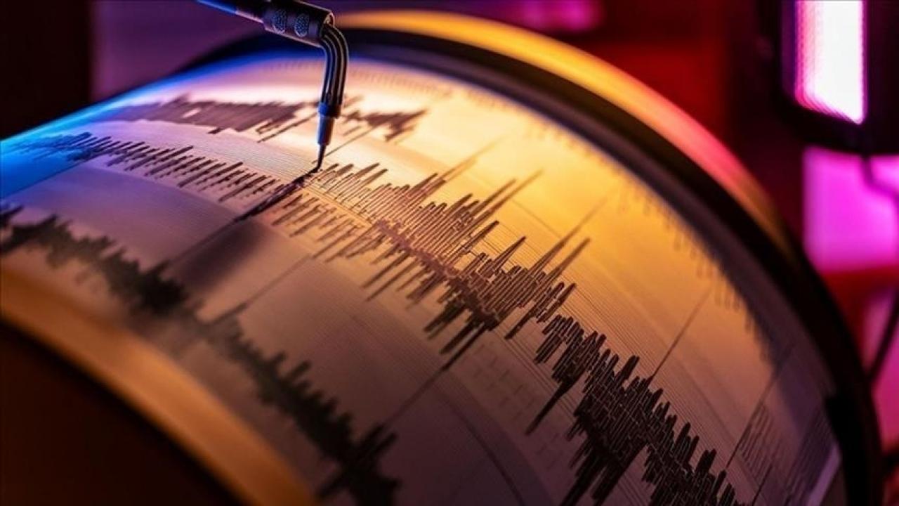 Ülke beşik gibi sallandı! Deprem alarmı!