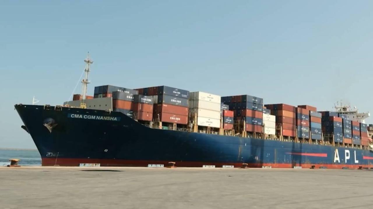 Türkiye'den Lübnan'a 15,6 tonluk tıbbi yardım