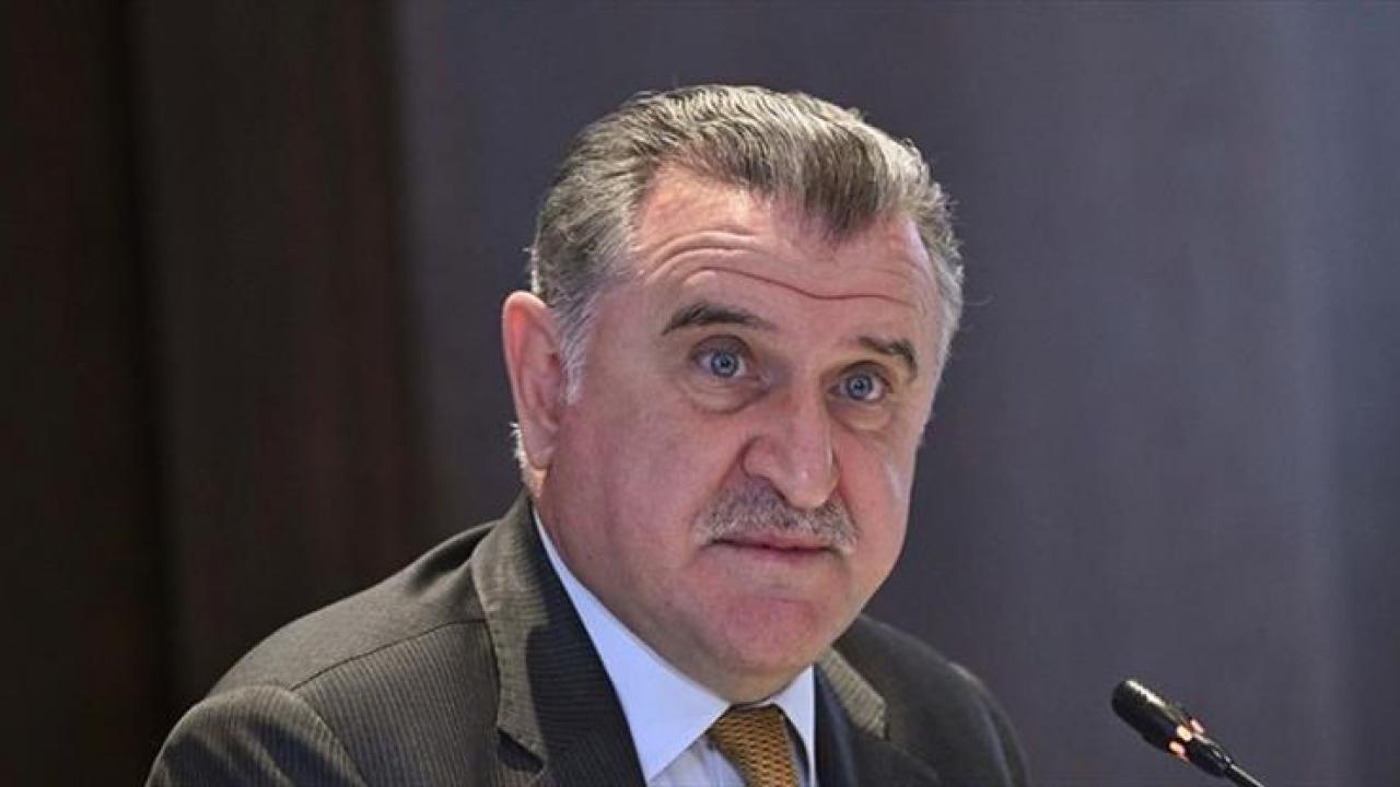 Bakan Bak: "Hiçbir forma çocuğumuzun kalbinden daha kıymetli değil"