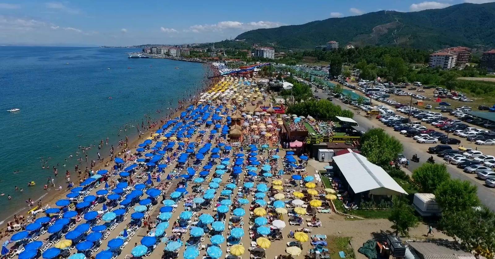 Nüfusu hafta sonu 10 katına çıkıyor! Yalova’nın ünlü ilçesine tatilciler akın ediyor