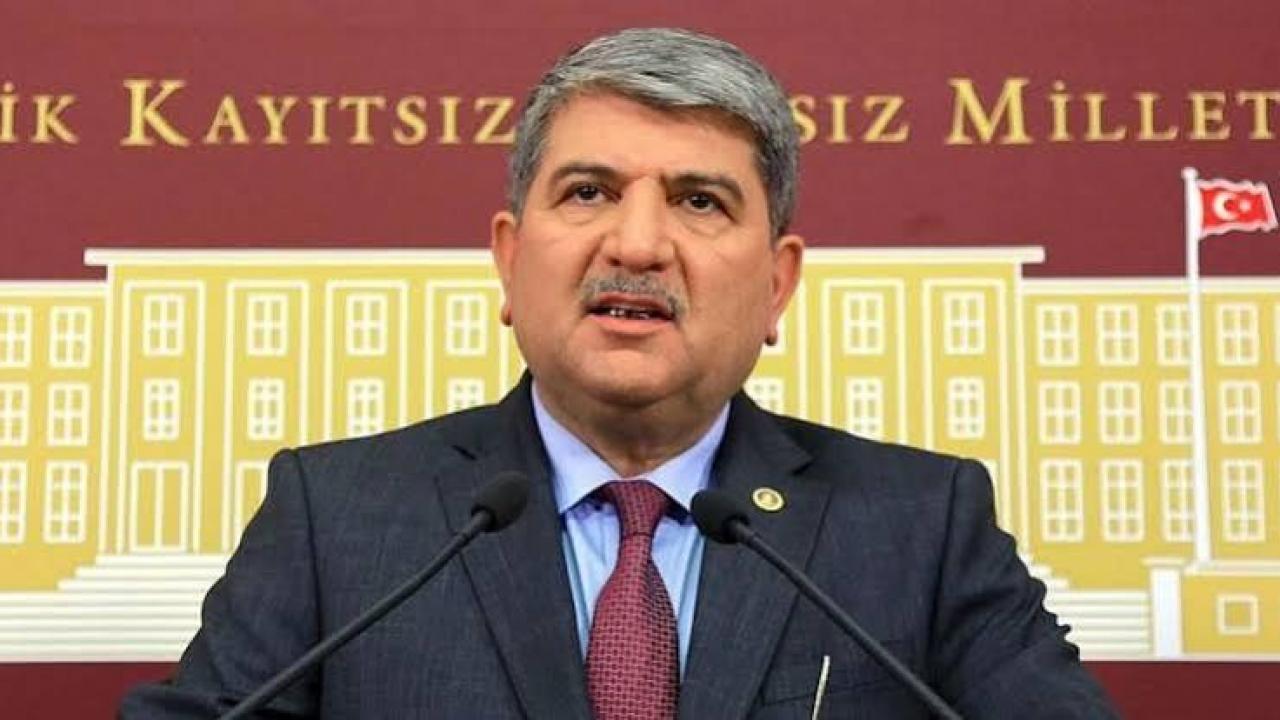 Bursa Milletvekili Torun, Yeni Yol Partisi'nden istifa etti
