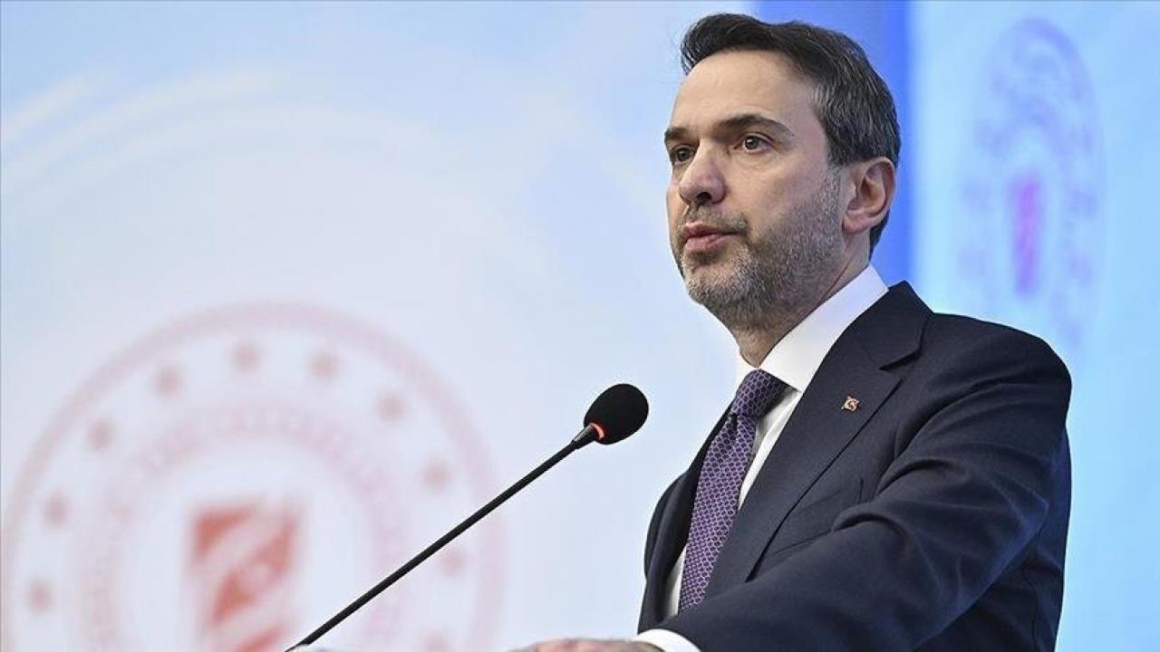 Türkiye enerjide vites yükseltiyor! Karadeniz'in altından elektrik taşınacak