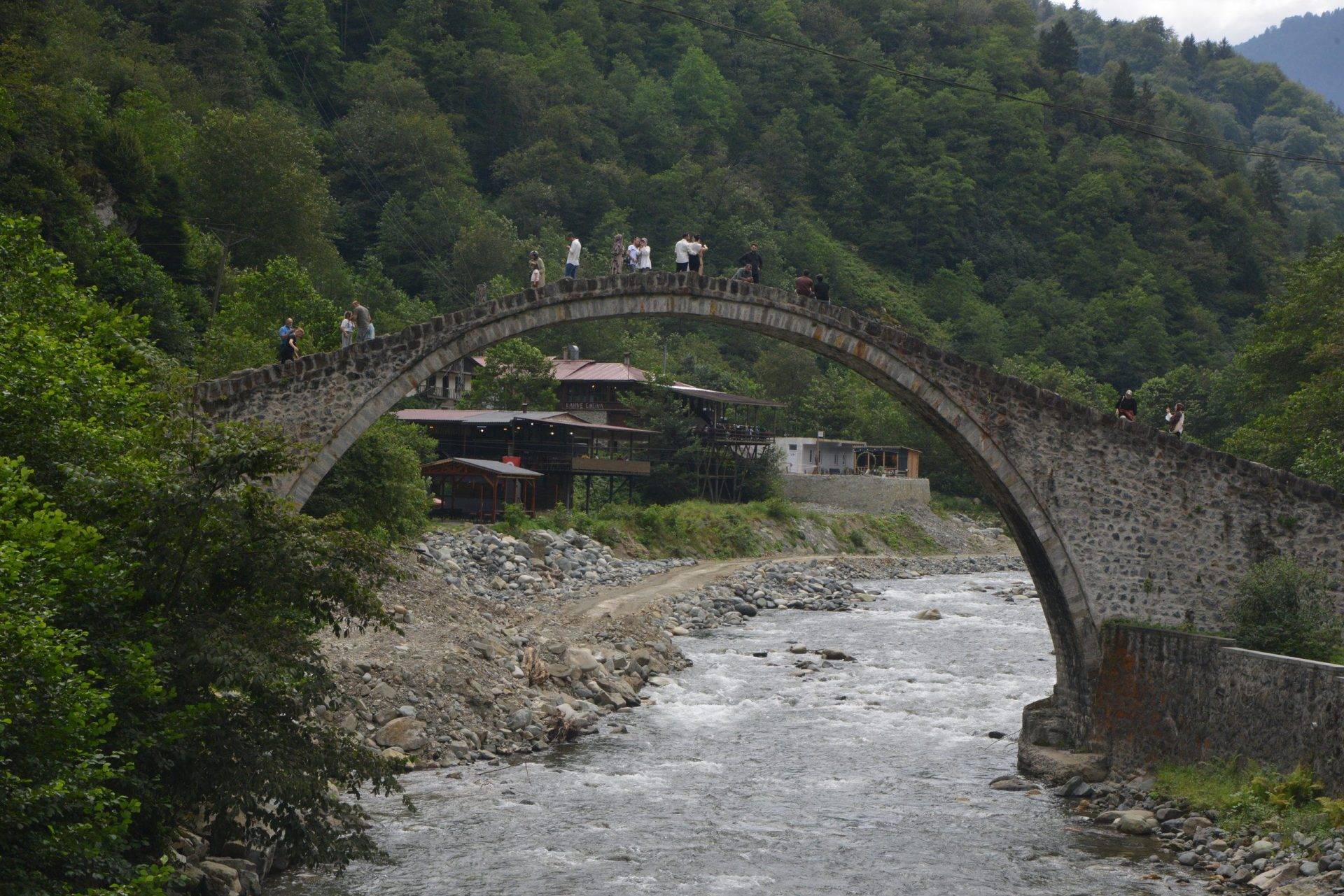 Balayı için alternatif rota arayanların yeni gözdesi: Karadeniz’in zirveleri