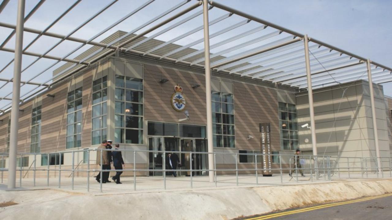 NATO'da Tinder aşkı kriz başlattı: Karargahta casusluk alarmı verildi!
