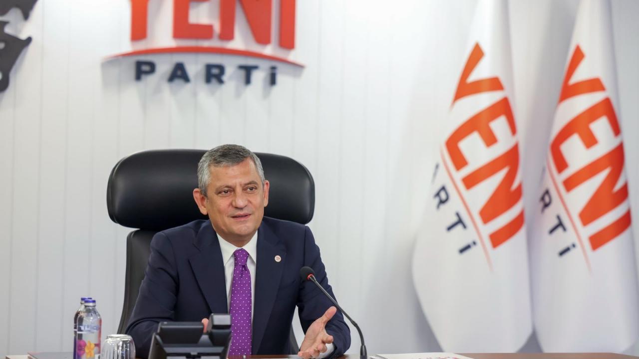 Yeni Parti’nin ismi değişecek mi? Özgür Özel’den açıklama