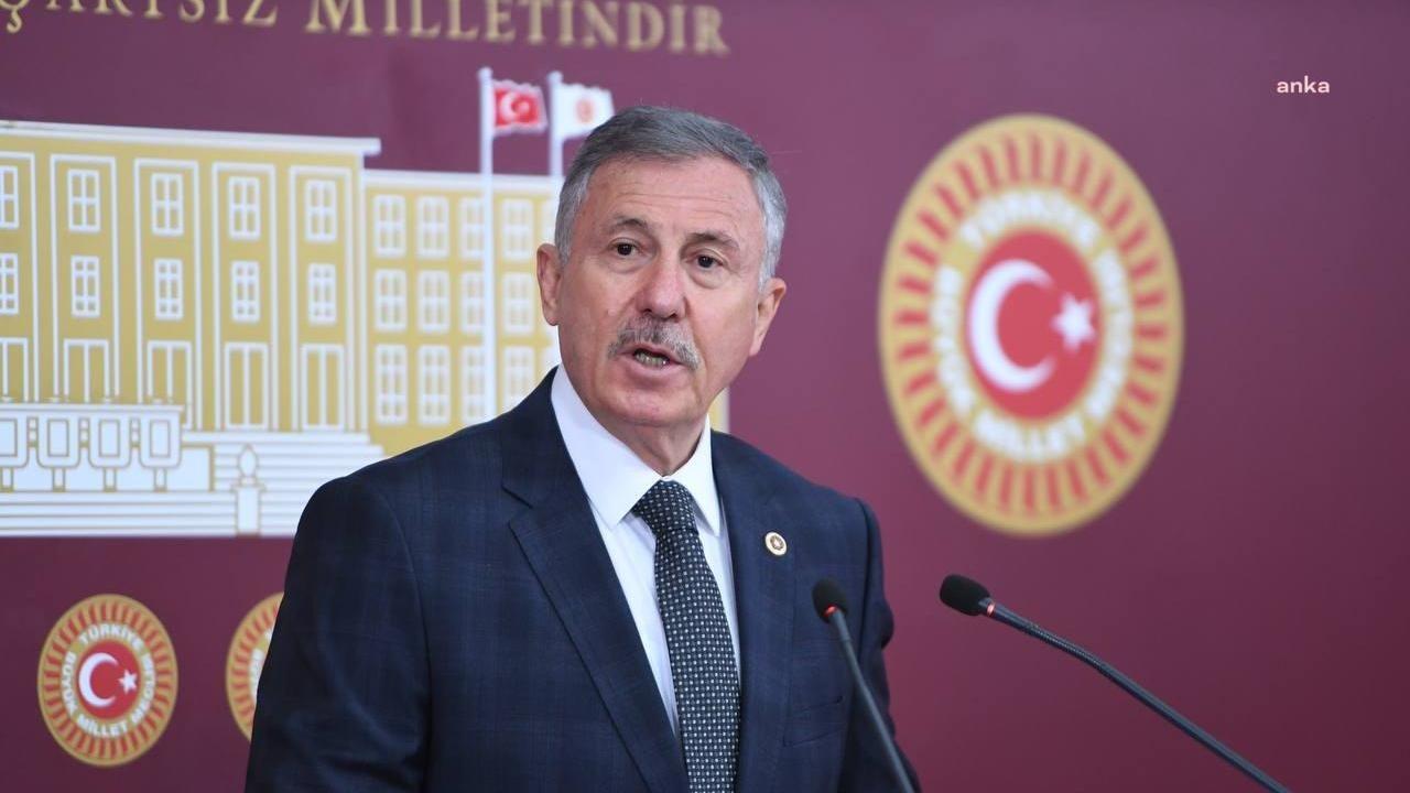 Özdağ'dan Davutoğlu'na sert sözler: Dükkan kapatır gibi parti kapattı