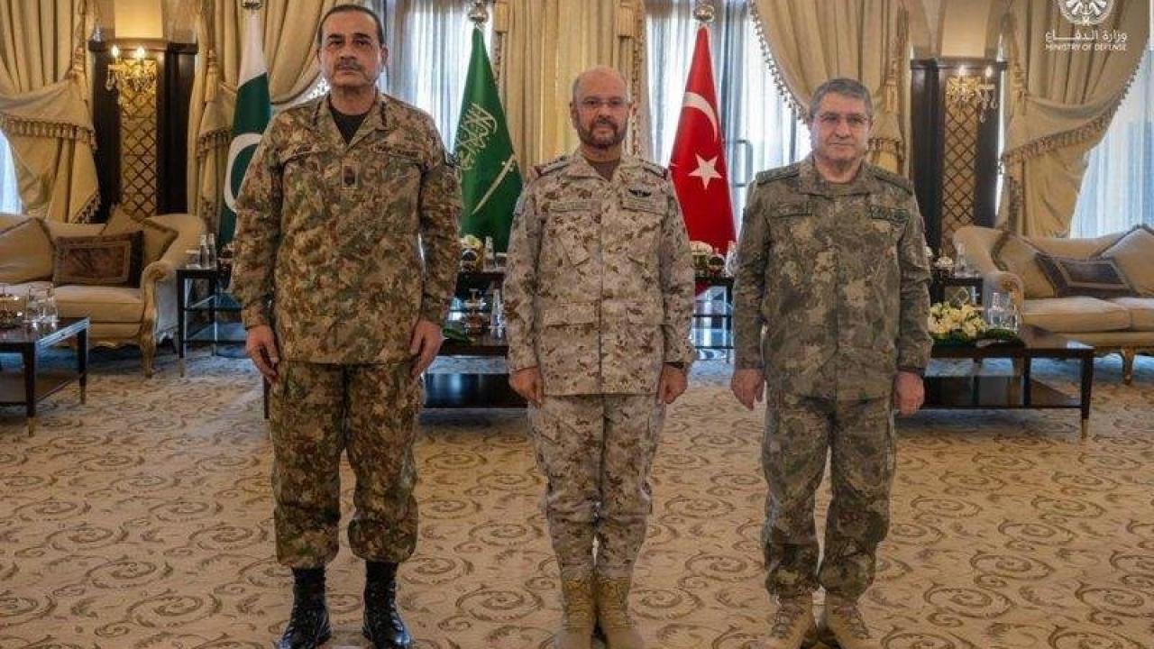 Mekke anlaşması sahaya mı iniyor? Acil koduyla toplanmışlardı: Flaş açıklama geldi!
