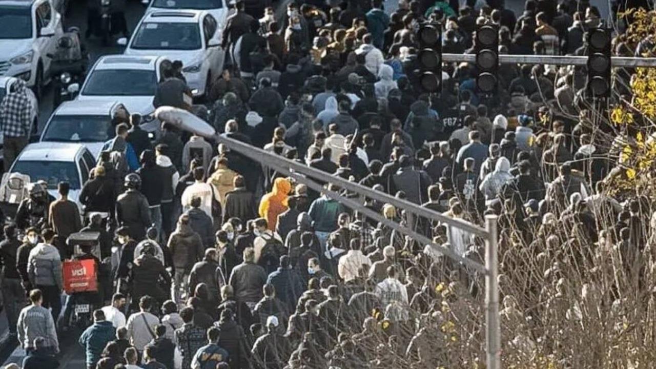 İran'da bir idam daha: Protestolarda polise ateş açmıştı!
