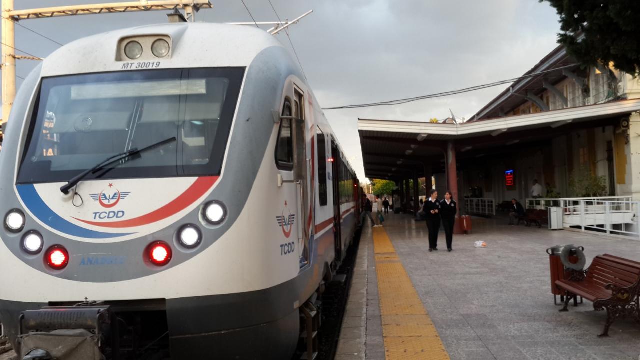 Engelli, gazi ve şehit yakınlarına ücretsiz tren bileti kolaylığı! 29 Ekim'de başlıyor...