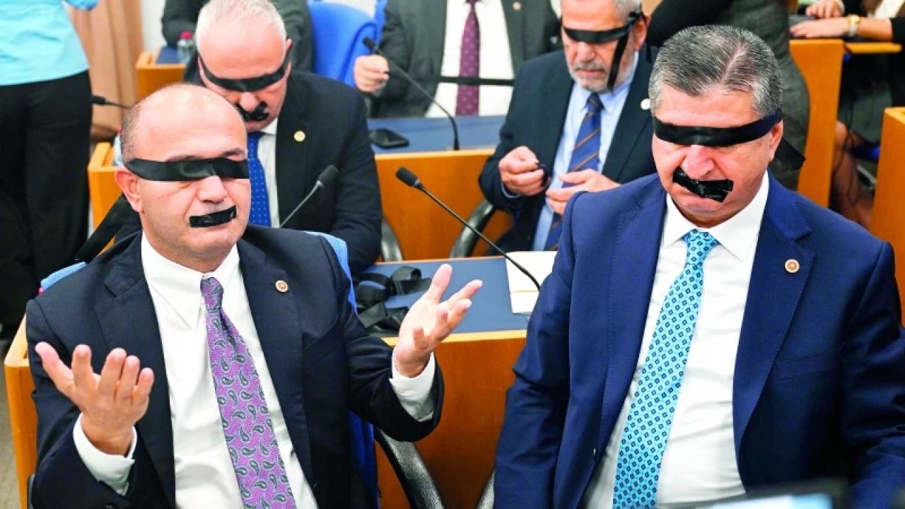 Yeni Parti’de bantlı eylem pişmanlığı! 'Keşke yapmasaydık, rezil olduk'