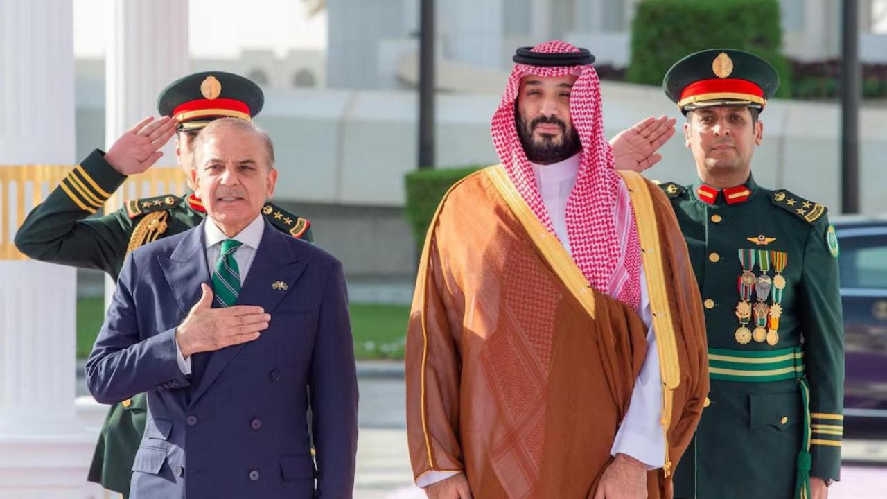 Pakistan'dan Suudi Arabistan mesajı: Tartışmaya kapalı!