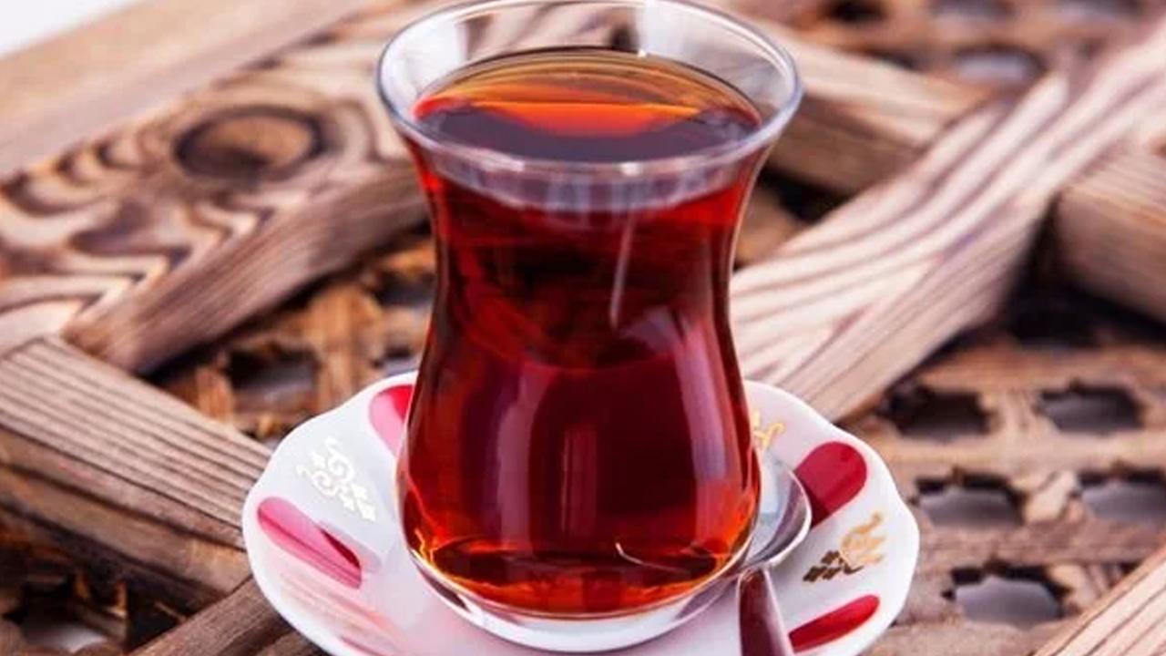 Zehir gibi yapıyor: Çayınızın tadını bozuyor! Hataya sakın düşmeyin