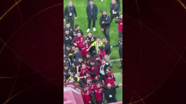 Mert Hakan Yandaş, polisle tartıştı