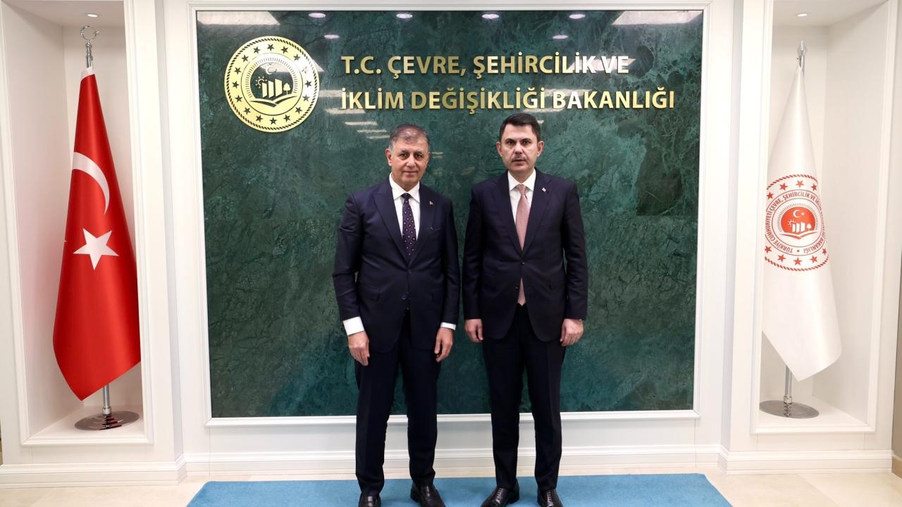 Bakan Kurum, İzmir Büyükşehir Belediye Başkanı Tugay'ı kabul etti